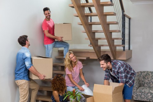 Secure storage units in Balham for household and business items