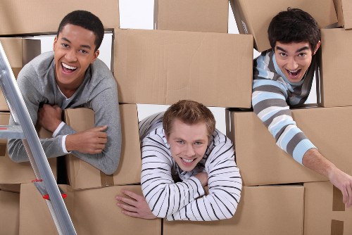 Dismantling large furniture before a Balham move